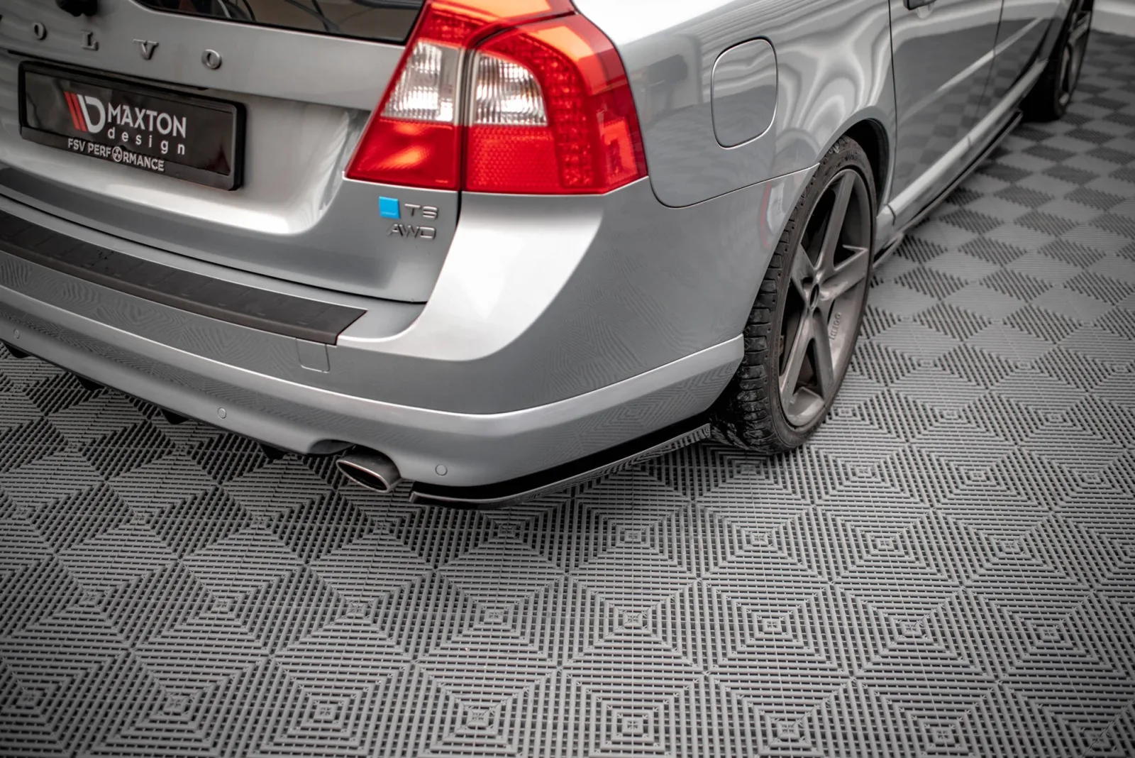 Rear Side Splitters compatible with Volvo V70 Mk3