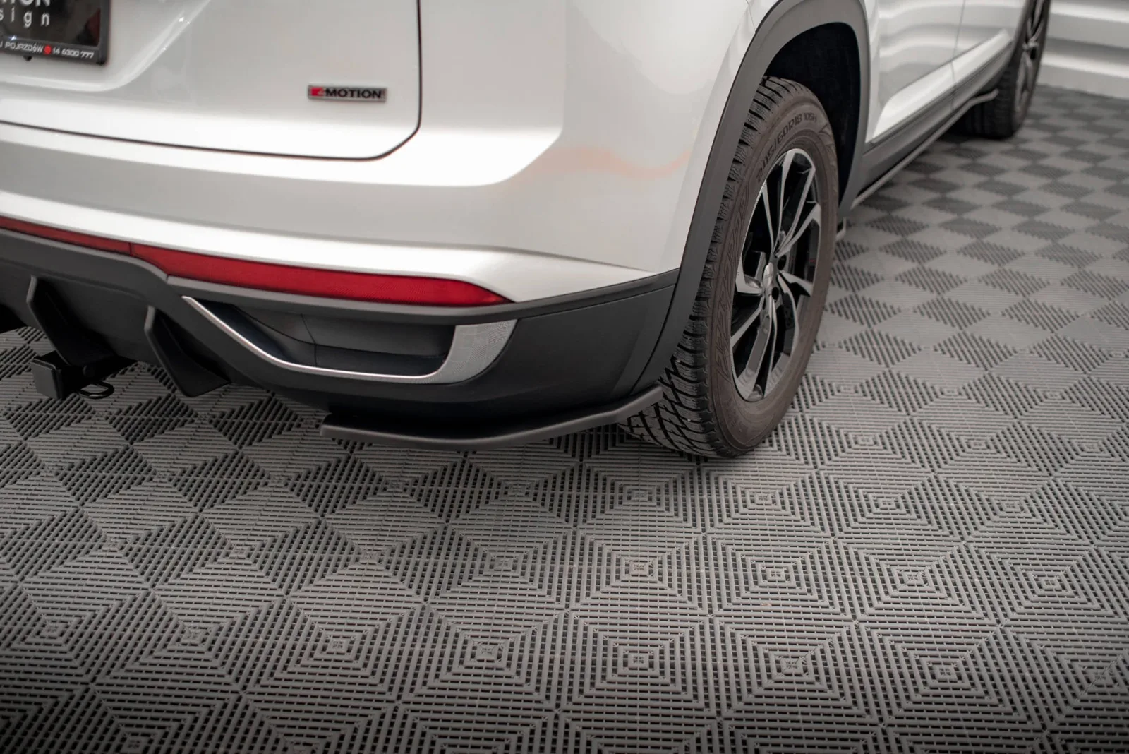 Rear Side Splitters compatible with Volkswagen Atlas Cross