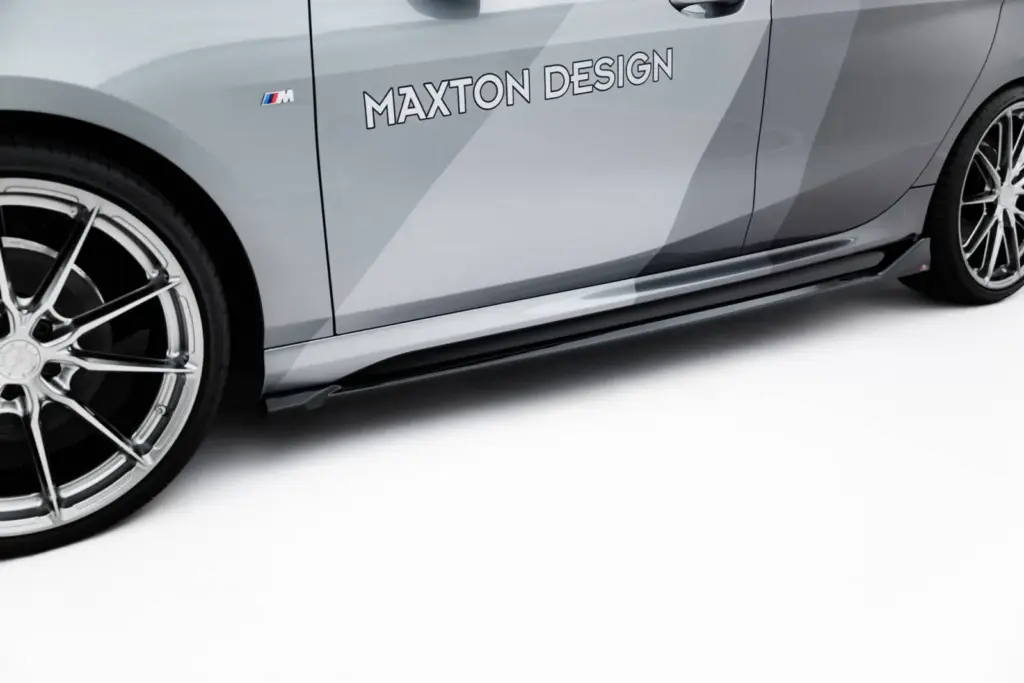 Side Skirts Diffusers V.2 compatible with BMW M135i F70