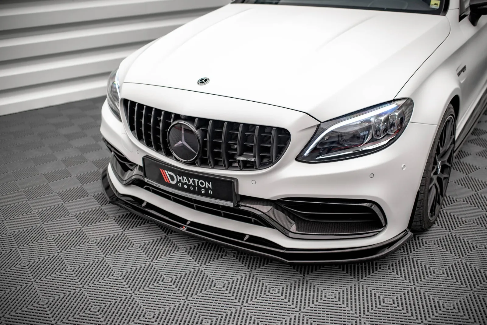 Front Splitter V.3 compatible with Mercedes-AMG C63 Coupe AMG Aero Pack C205 Facelift