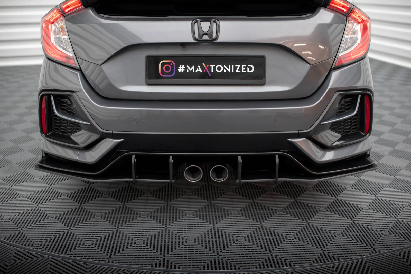 Rear Side Splitters Street Pro V.1 compatible with Honda Civic Sport Mk 10 Facelift