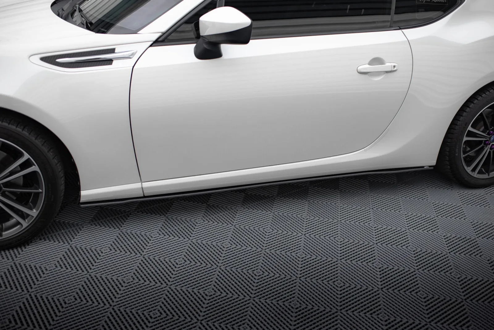 Side Skirts Diffusers Street Pro compatible with Subaru BRZ Mk1 / Mk1 Facelift