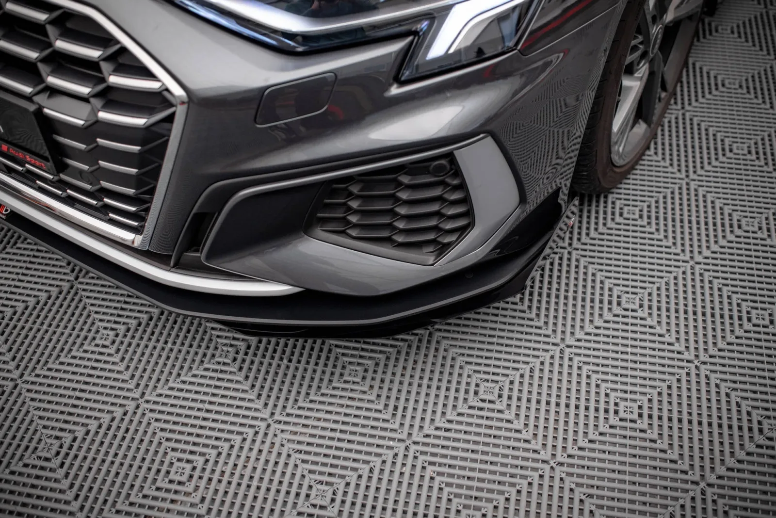 Front Flaps compatible with Audi S3/A3 S-Line 8Y