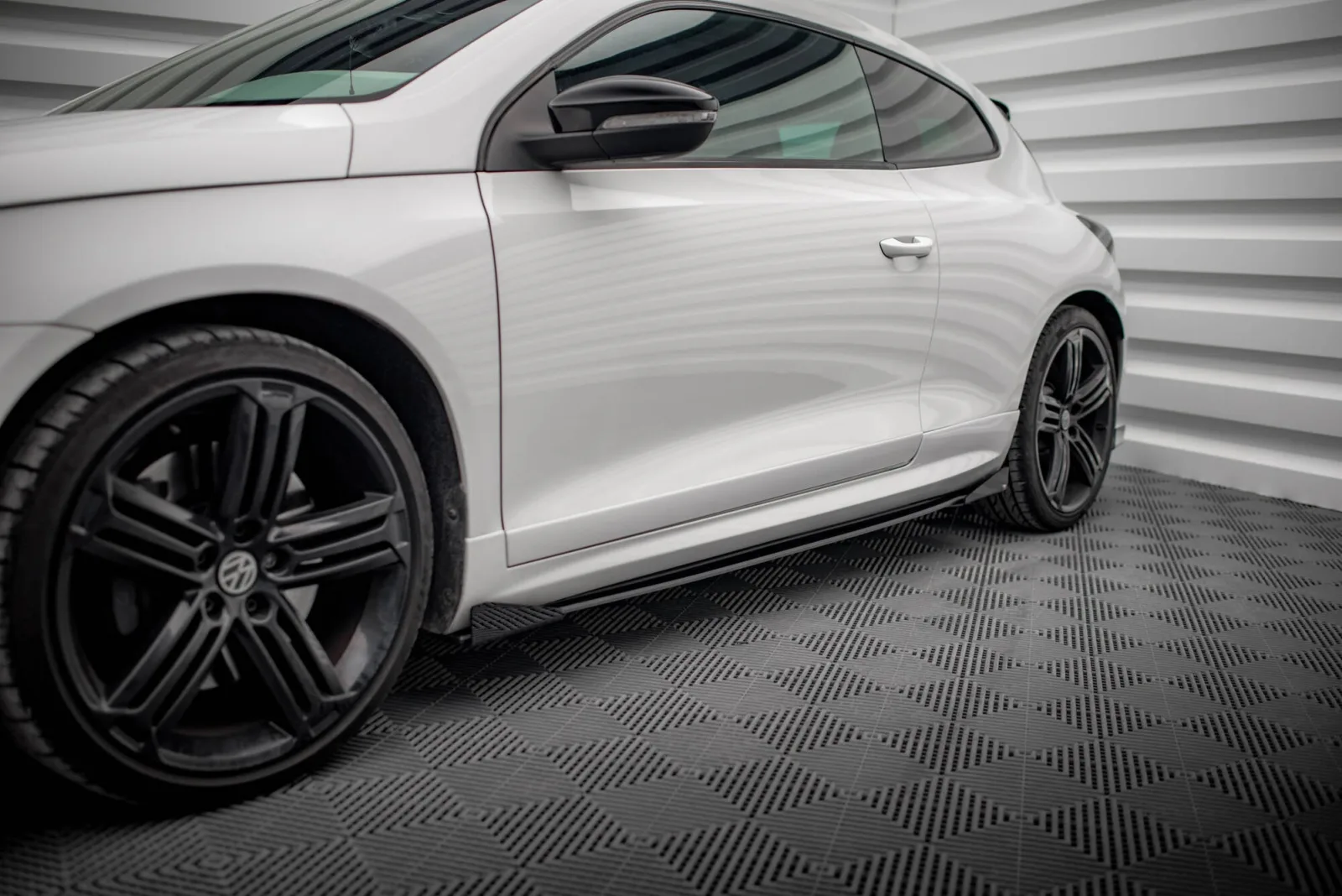 Side Skirts Diffusers Street Pro + Flaps compatible with Volkswagen Scirocco R Mk3