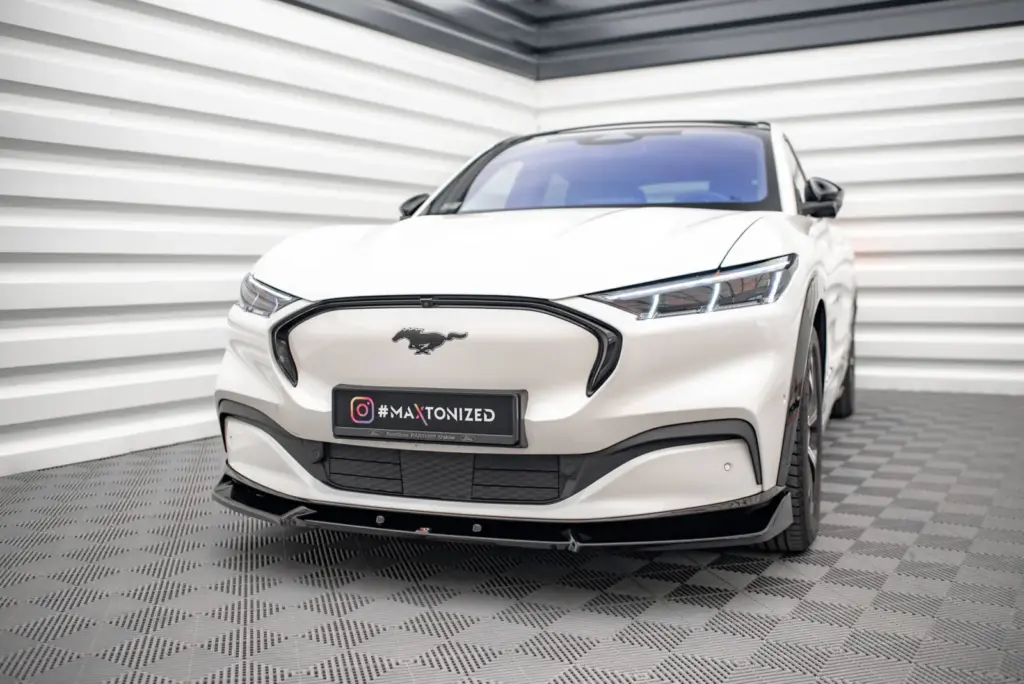 Front Splitter V.1 compatible with Ford Mustang Mach-E Mk1