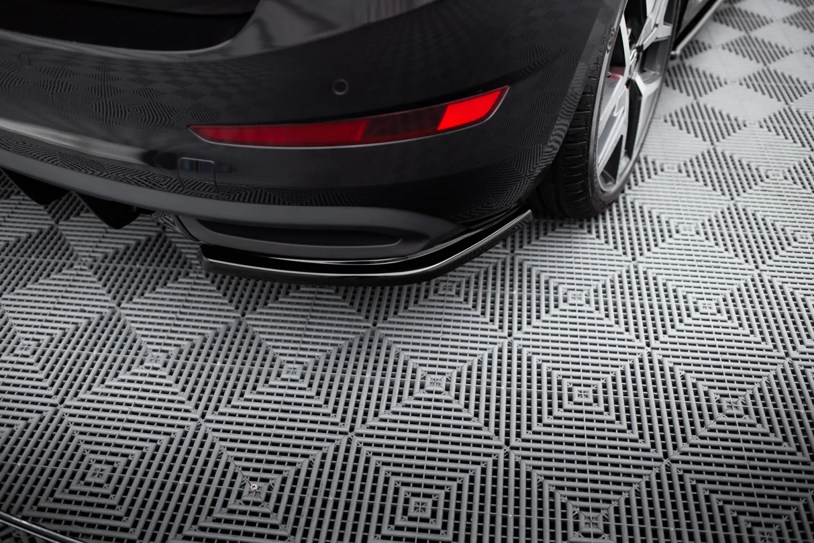 Rear Side Splitters compatible with Skoda Scala