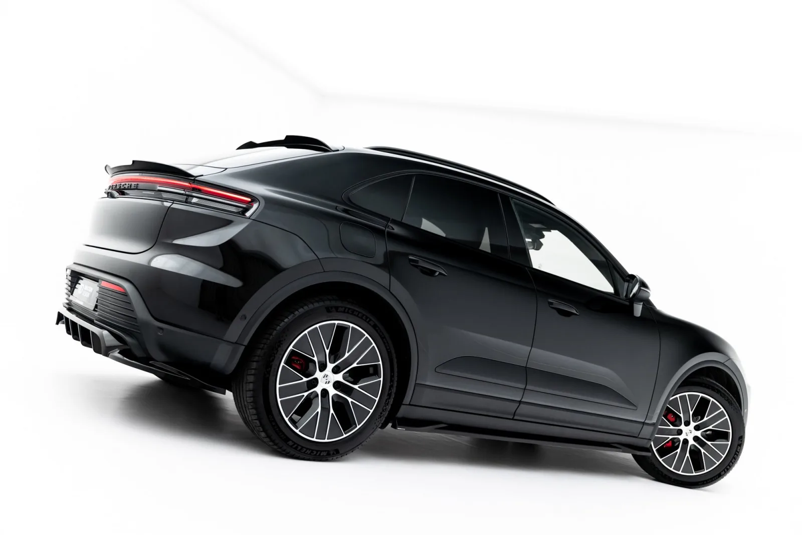 Side Skirts Diffusers compatible with Porsche Macan EV Mk1