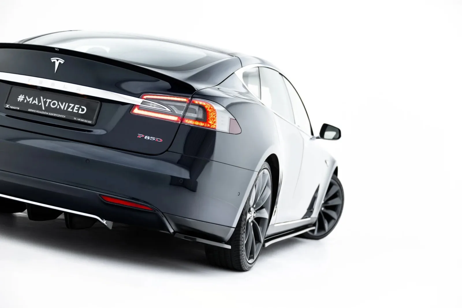 Rear Side Splitters V.1 compatible with Tesla Model S Mk1