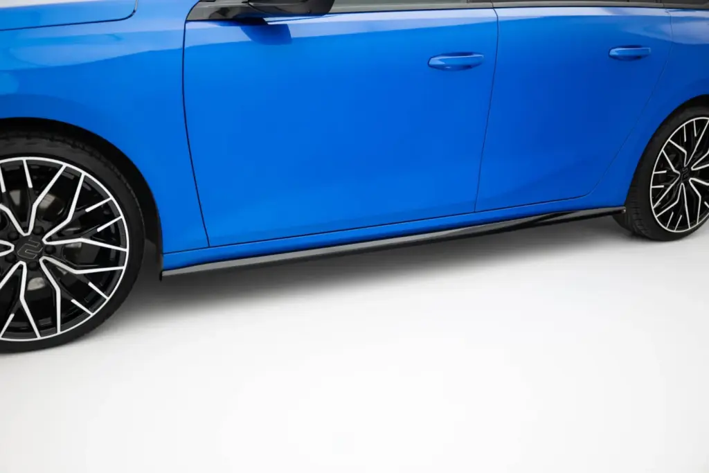 Side Skirts Diffusers compatible with Opel Astra Sports Tourer L (MK6)