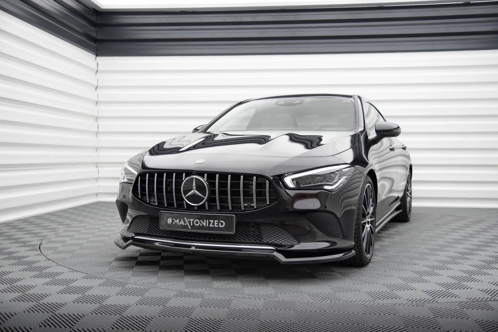 Front Splitter V.1 compatible with Mercedes-Benz CLA C118