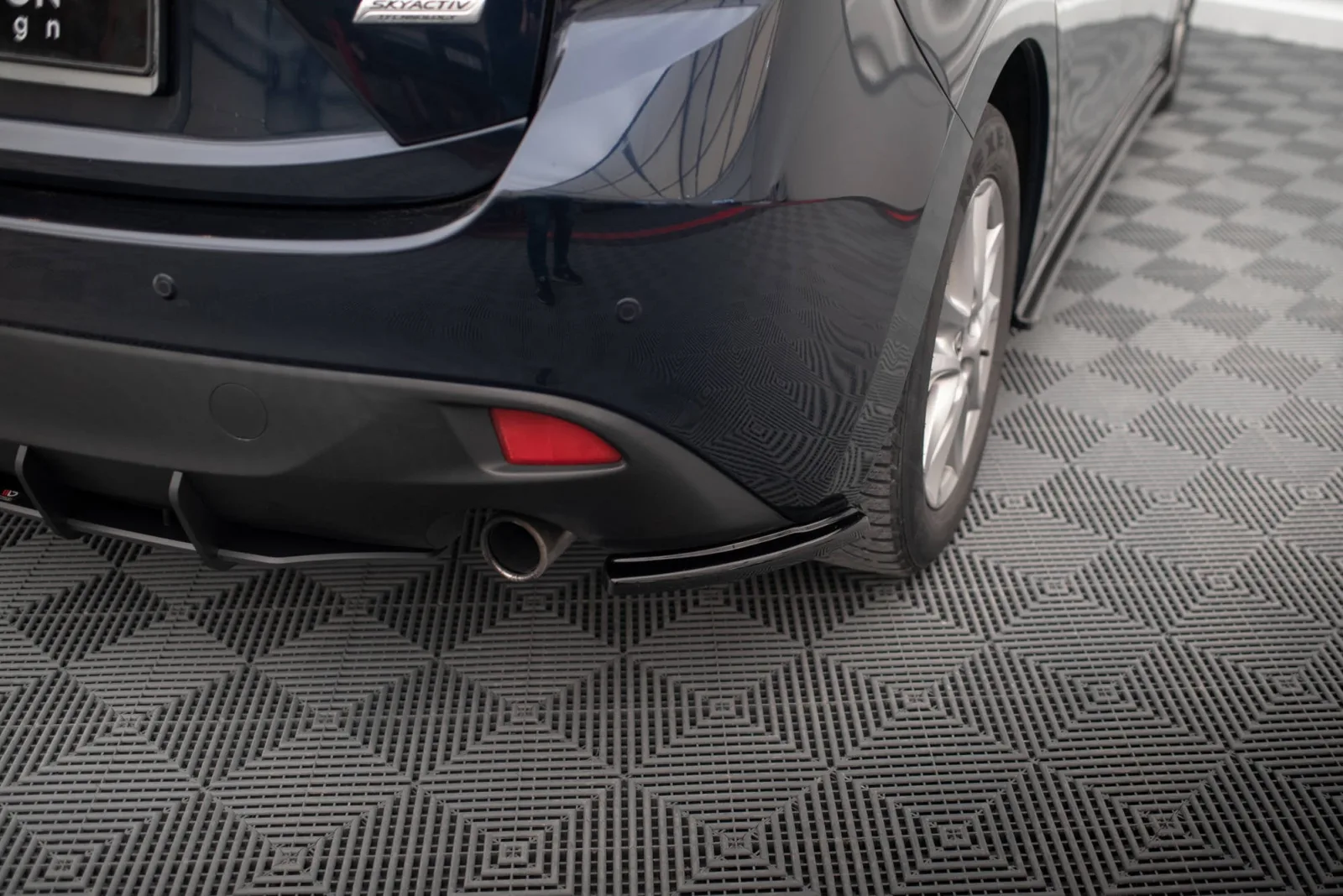Rear Side Splitters compatible with Mazda 3 Mk3