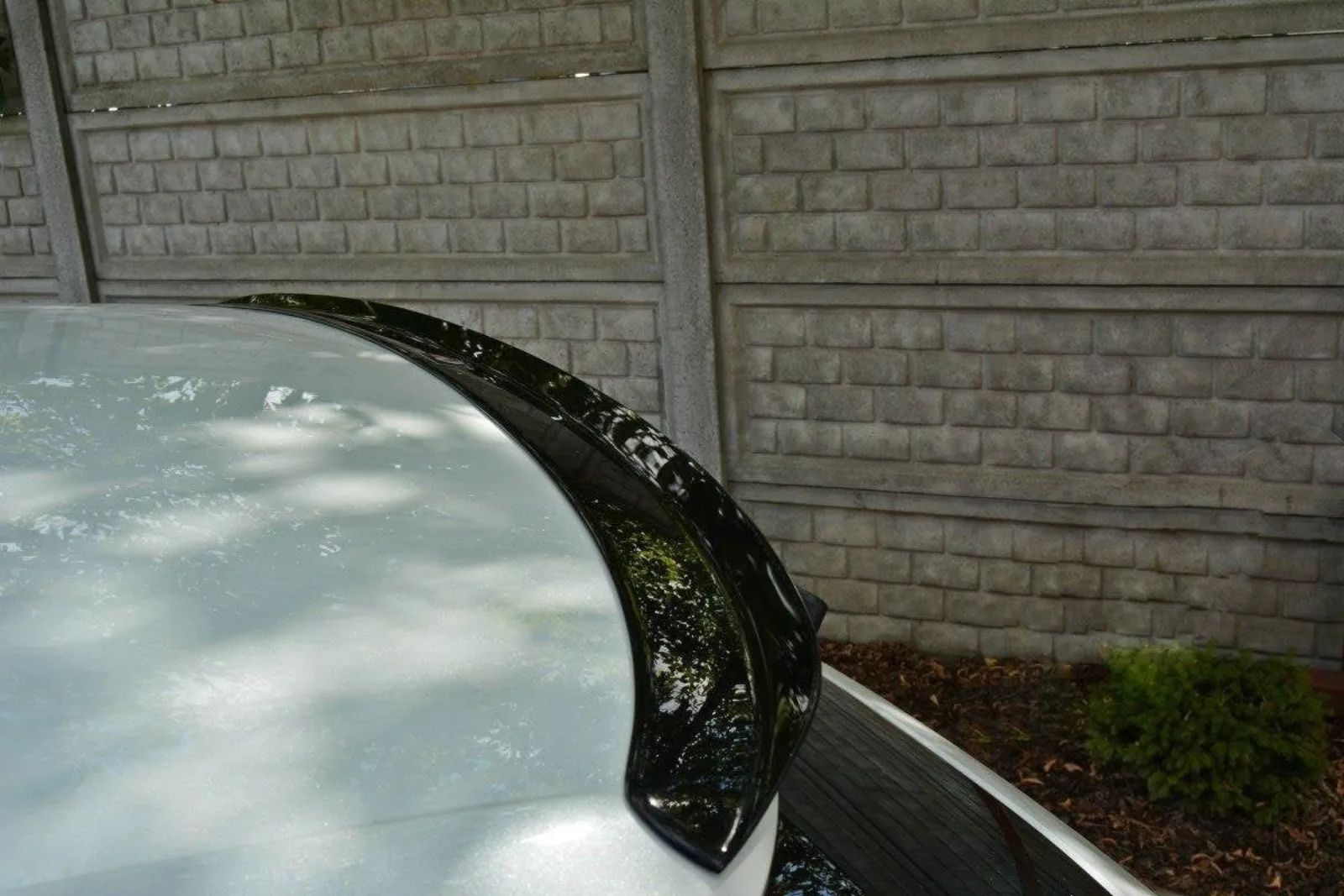 Spoiler Cap compatible with Renault Megane Hatchback MK4