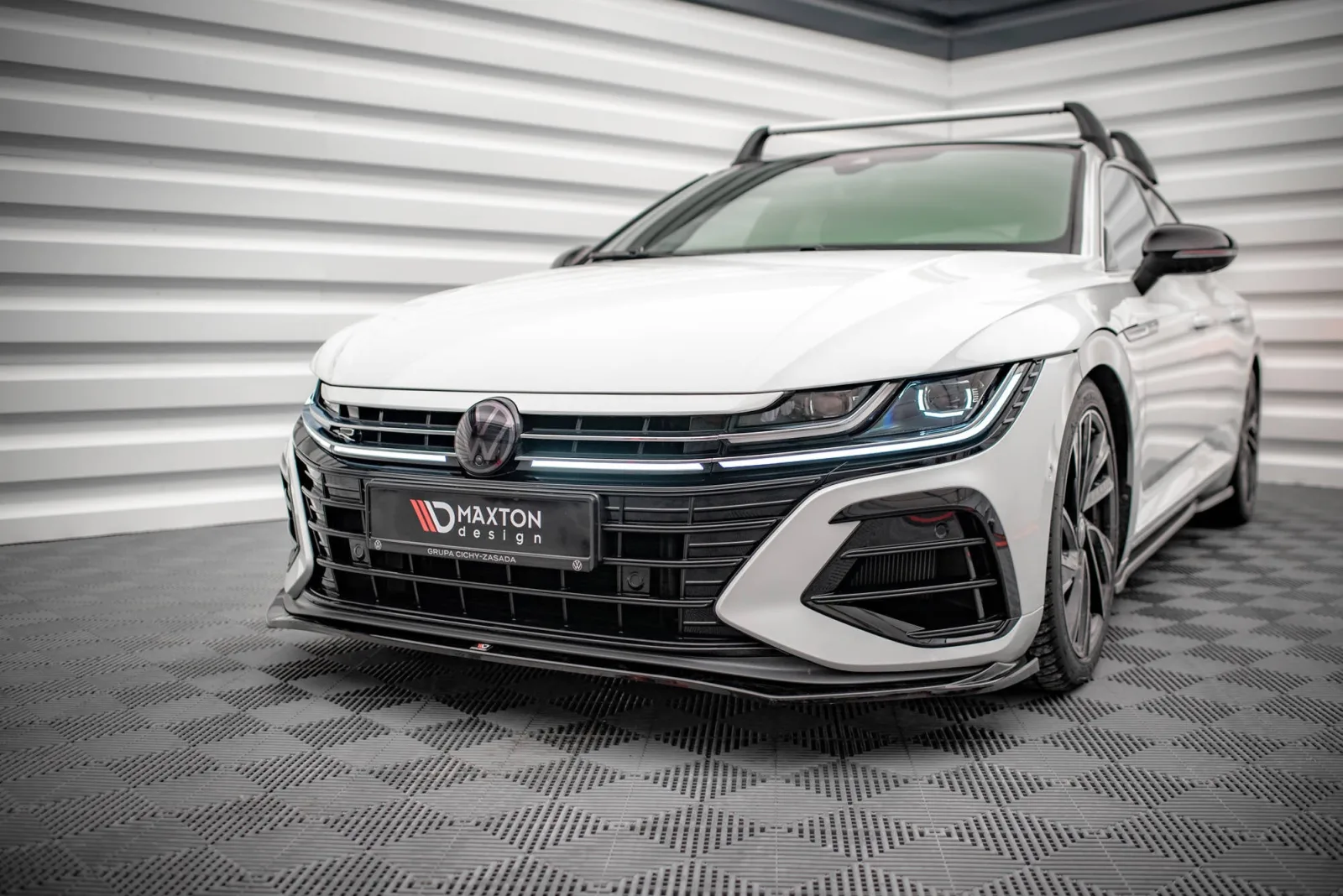 Front Splitter V.3 compatible with Volkswagen Arteon R Sedan / Shooting Brake Mk1 Facelift