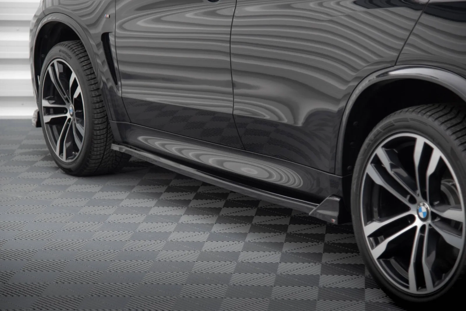 Side Skirts Diffusers V.2 compatible with BMW X5 M-Pack F15