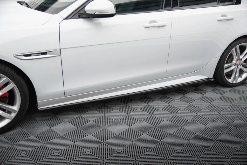 Side Skirts Diffusers compatible with Jaguar XE R-Sport X760
