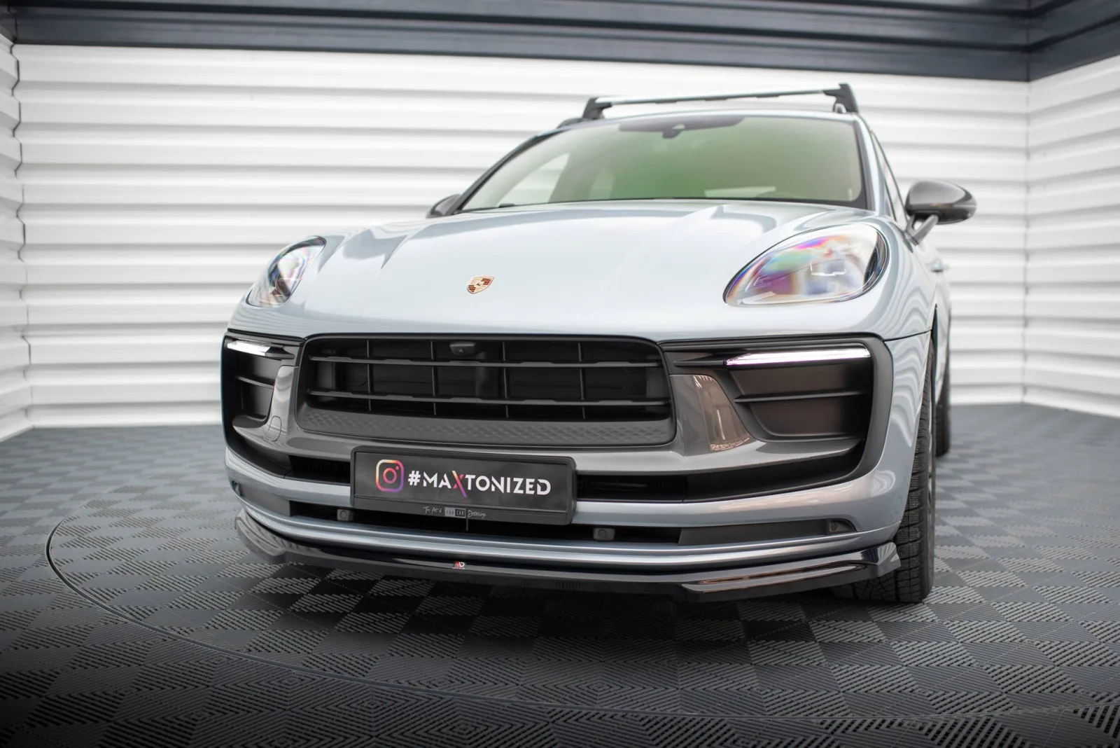 Front Splitter compatible with Porsche Macan Mk1 Facelift 2