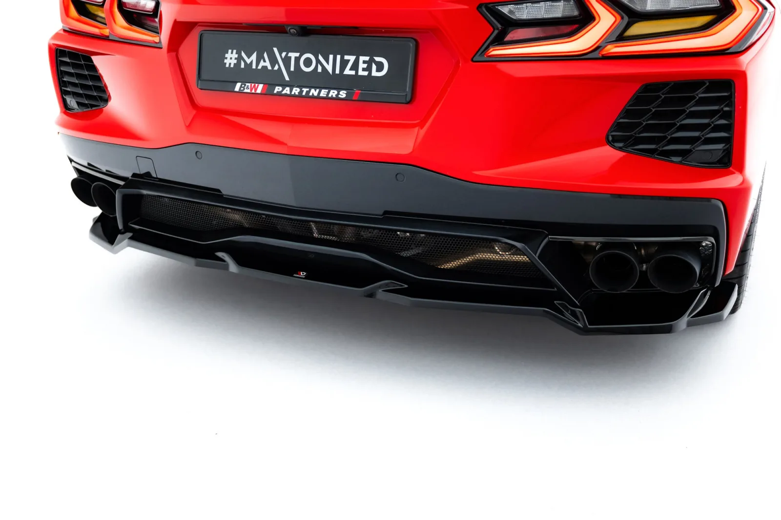 Rear Splitter compatible with Chevrolet Corvette C8