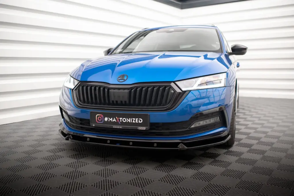 Front Splitter V.1 compatible with Skoda Octavia Sportline Mk4