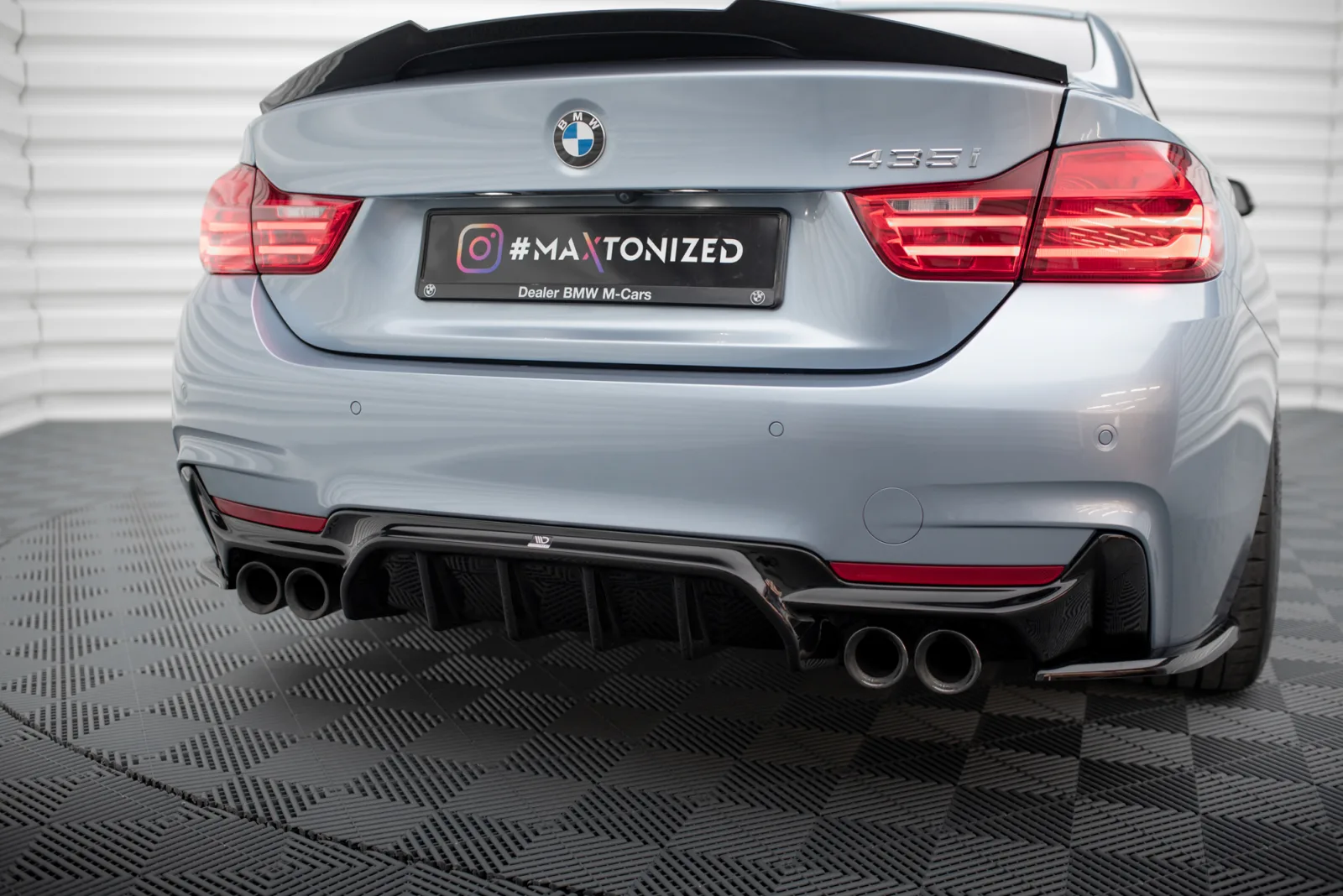 Rear Valance compatible with BMW 4 Coupe / Gran Coupe / Cabrio M-Pack F32 / F36 / F33 (Double Exhaust On Both Sides Version)