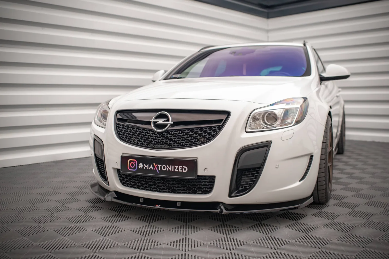 Front Splitter V.2 compatible with Opel Insignia OPC Mk1