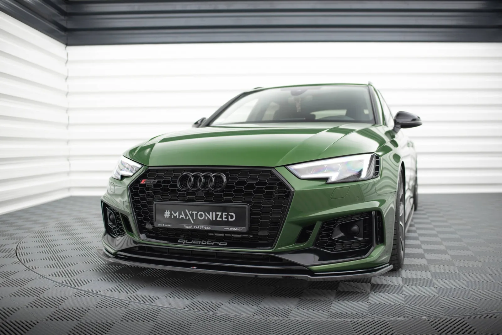 Front Splitter V.2 compatible with Audi RS4 B9