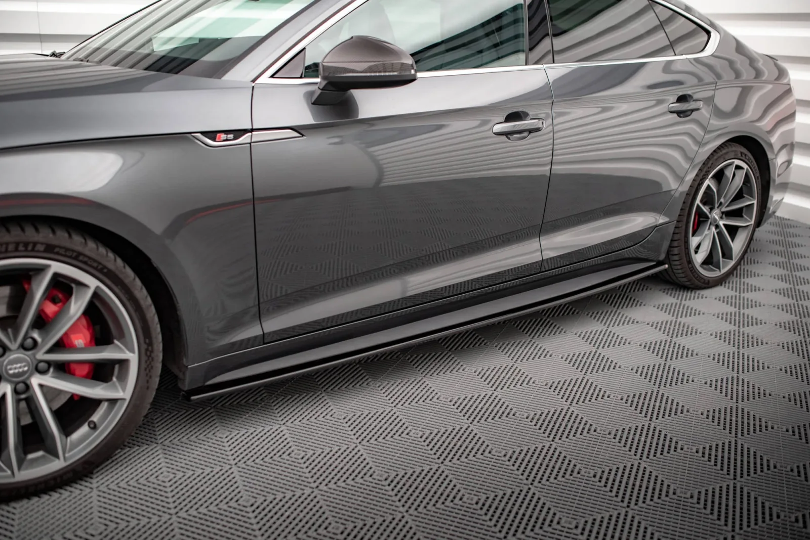 Side Skirts Diffusers compatible with Audi S5 / A5 S-Line F5 Sportback