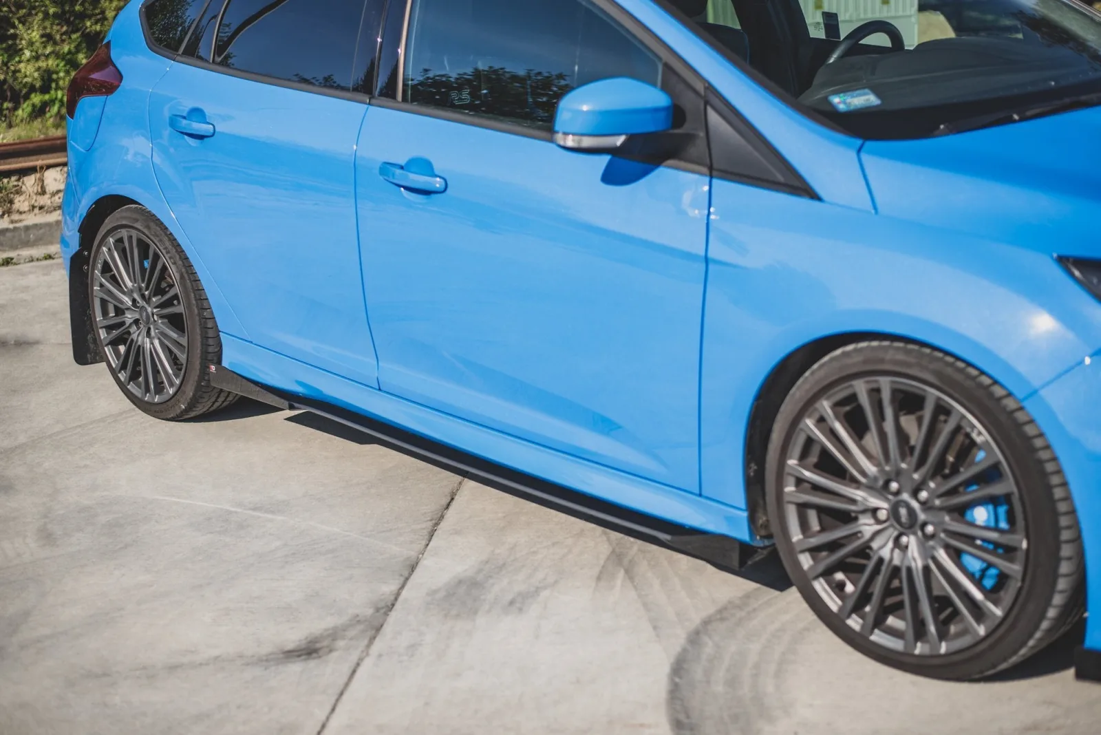 Side Skirts Diffusers Street Pro + Flaps compatible with Ford Focus RS MK3