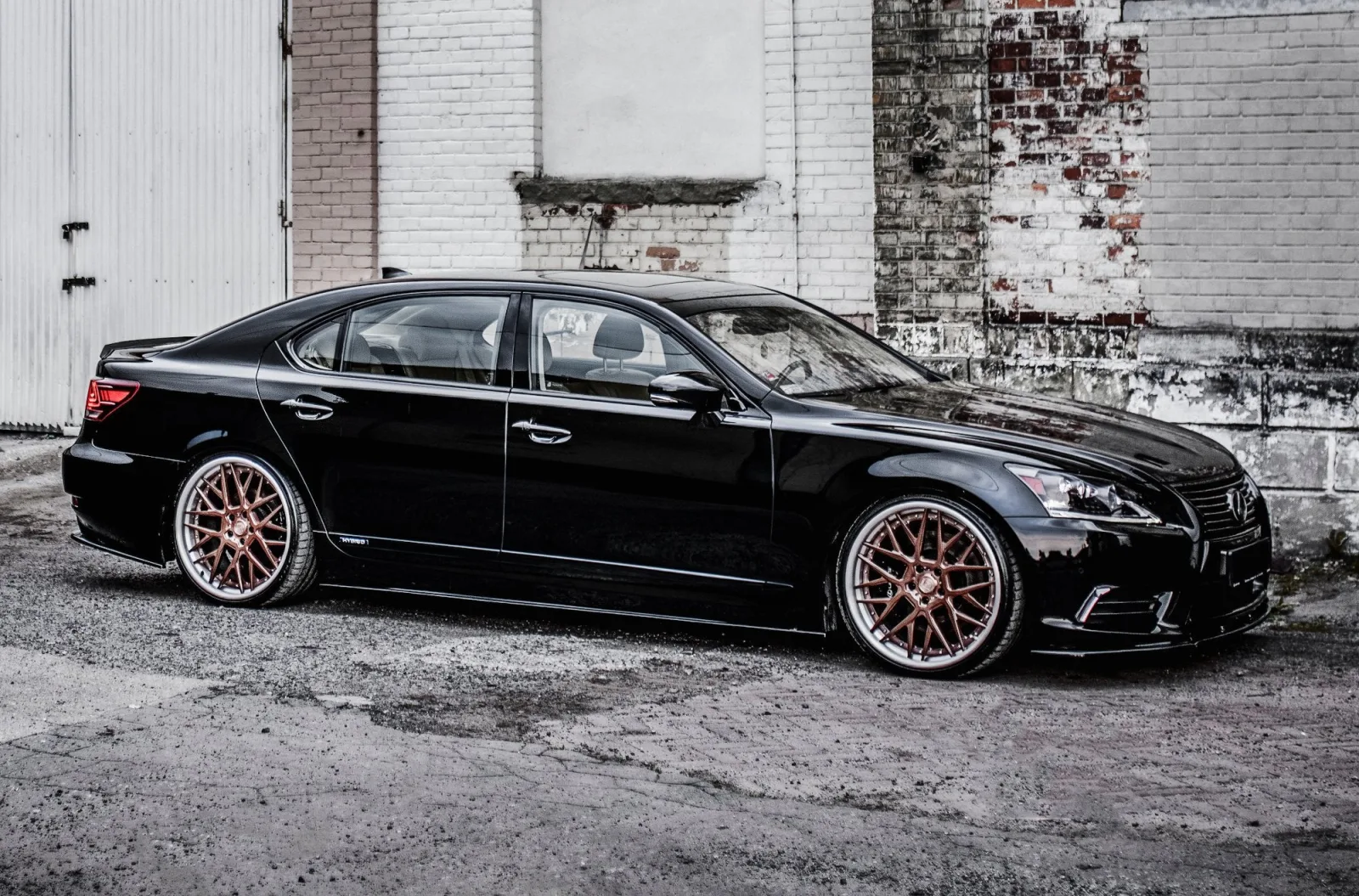 Side Skirts Diffusers compatible with Lexus LS Long Mk4 Facelift