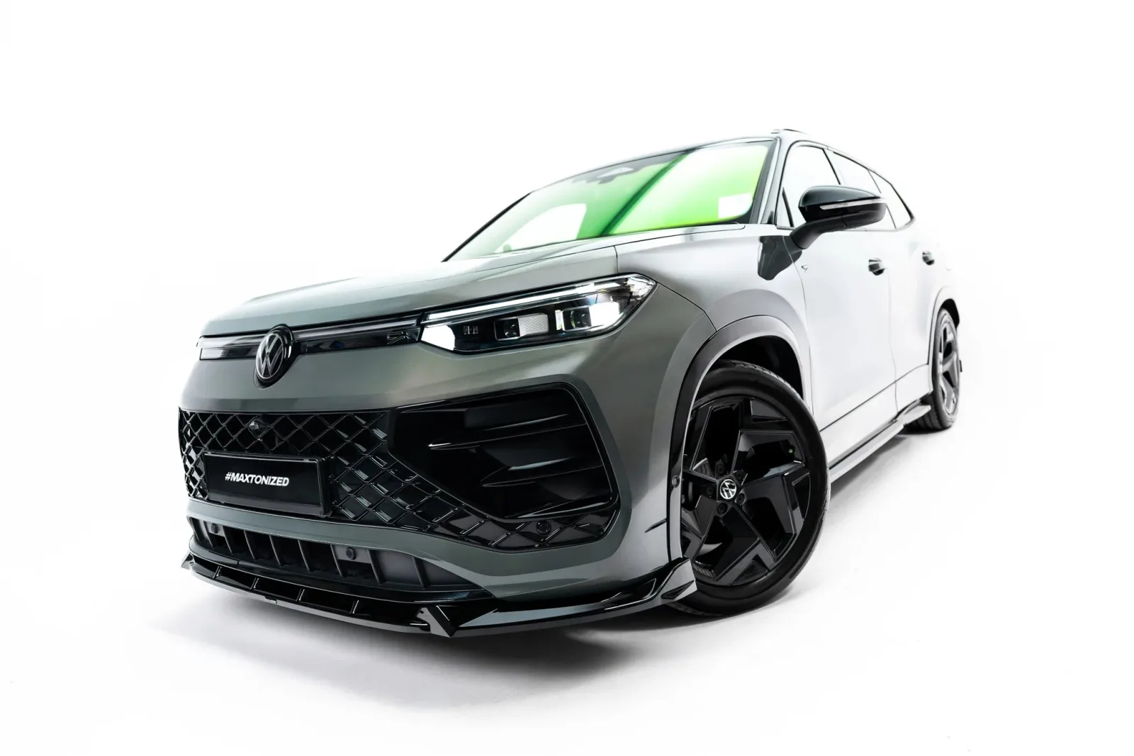 Front Splitter V.2 compatible with Volkswagen Tayron R-Line Mk1